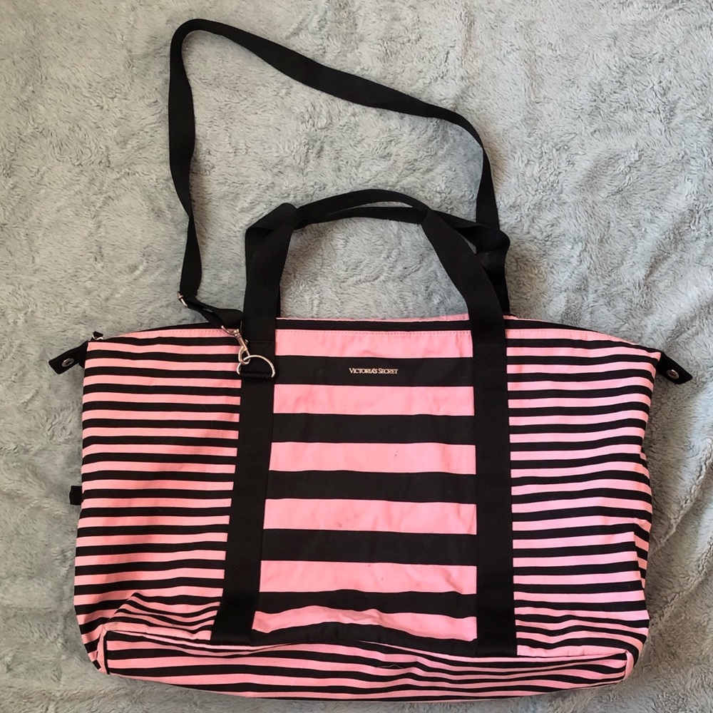 Victoria’s Secret Overnight Bag Large
